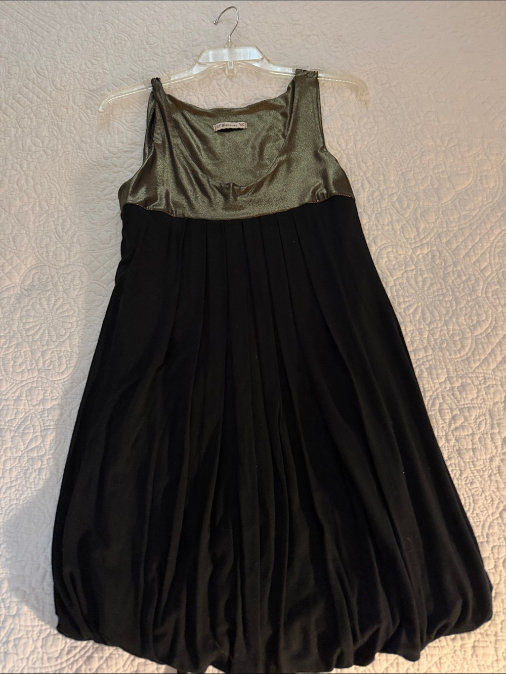 Forever gold Metallic Bodice Black Mini Dress bubble bottom, like new. Darling.